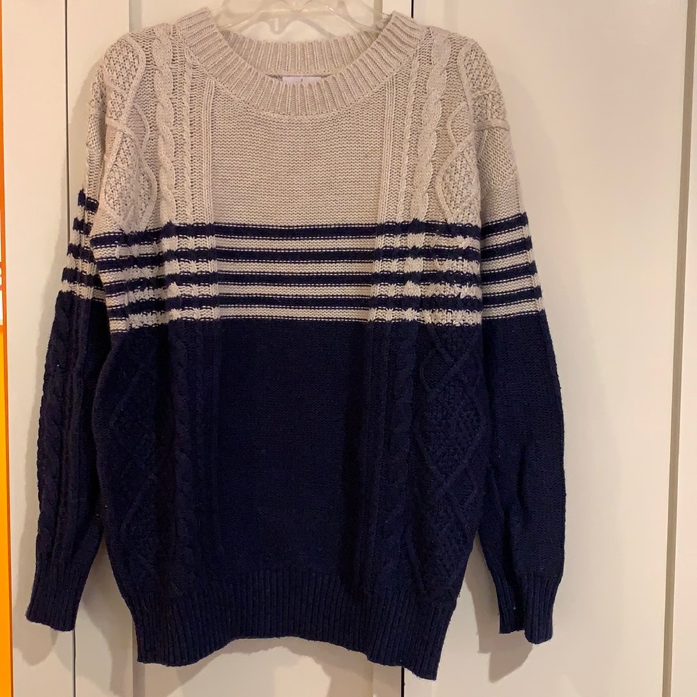 Super cute Pixley sweater